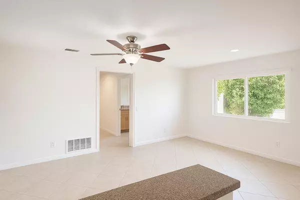 La Quinta, CA 92253,53265 Avenida Obregon