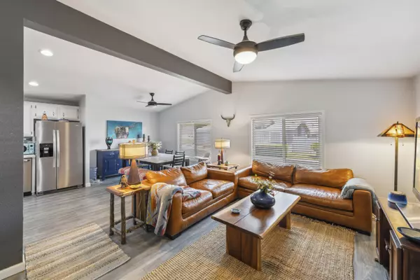 Desert Hot Springs, CA 92240,15300 Palm DR #13