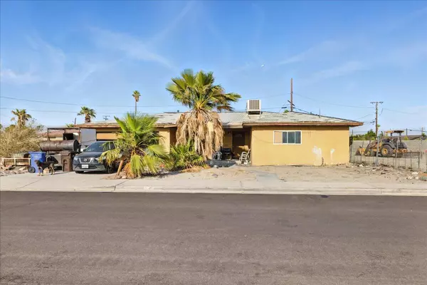 Palm Springs, CA 92262,590 W Avenida Cerca