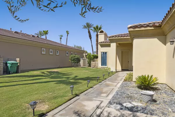 Bermuda Dunes, CA 92203,42533 Capri DR