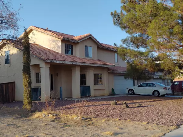 Adelanto, CA 92301,11752 Drake CT