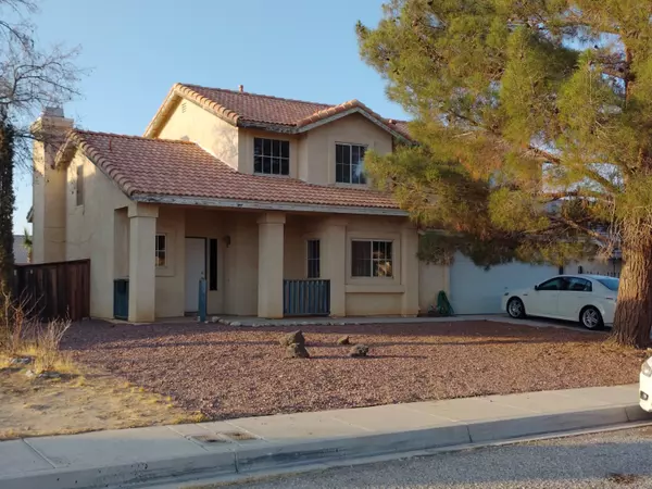 11752 Drake CT, Adelanto, CA 92301