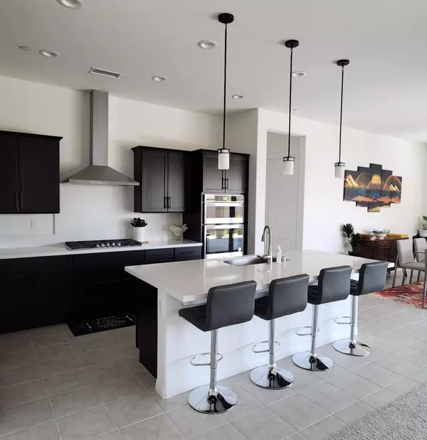 Rancho Mirage, CA 92270,18 Chardonnay