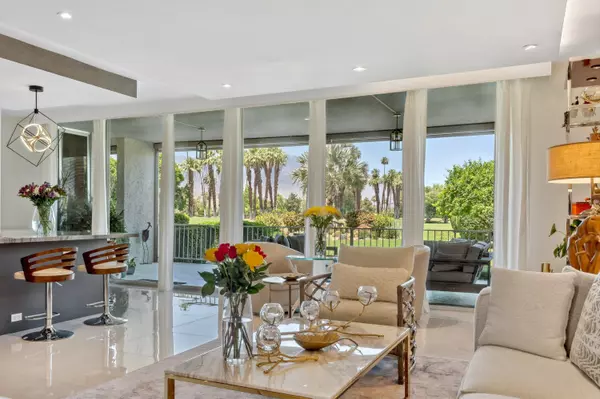 Rancho Mirage, CA 92270,899 Island DR #112