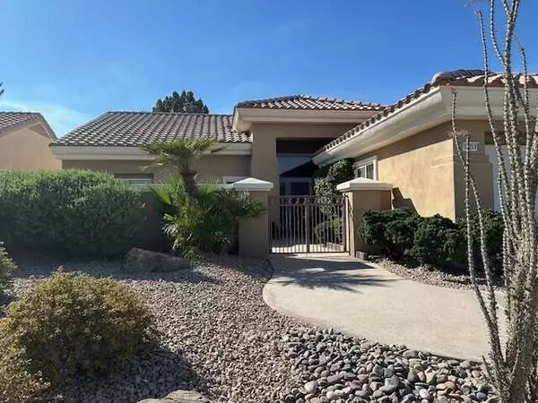 37953 Grand Oaks AVE, Palm Desert, CA 92211