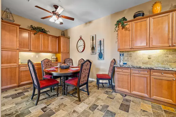 Palm Desert, CA 92260,6331 Via Stasera