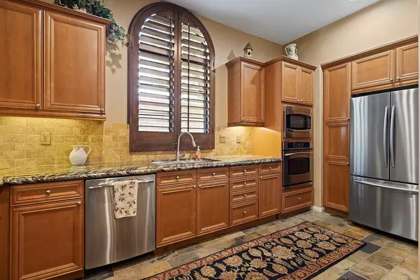 Palm Desert, CA 92260,6331 Via Stasera