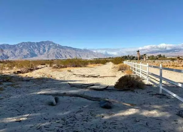 Twenty-nine Palms, CA 92277,70125 Rainbow RD