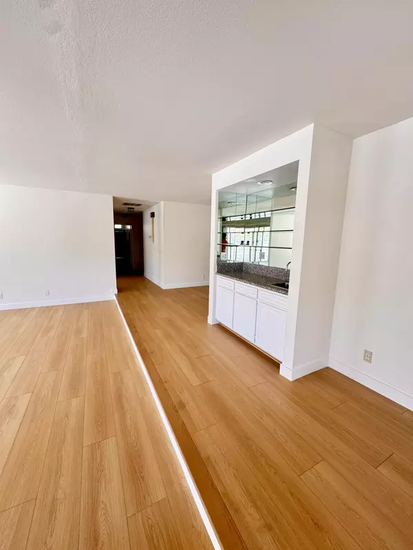 Cathedral City, CA 92234,27205 Avenida Quintana