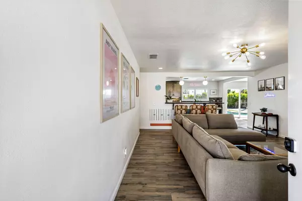 Palm Springs, CA 92262,2240 N San Gorgonio RD