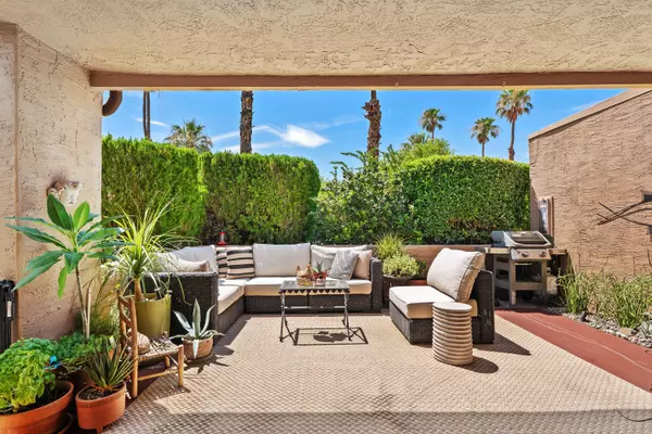 Palm Springs, CA 92262,2557 N Whitewater DR #B