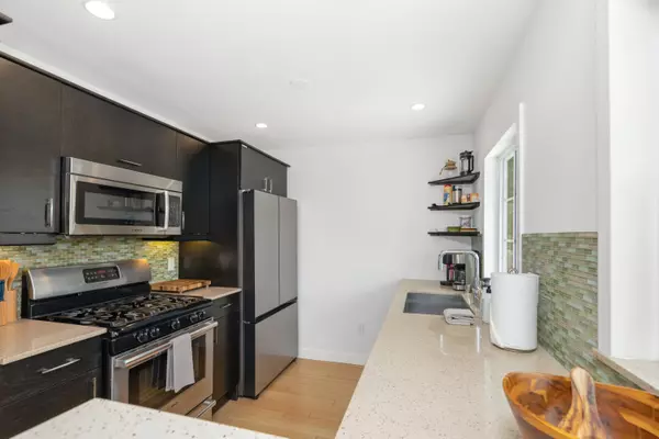 Palm Springs, CA 92262,155 W Hermosa PL #24