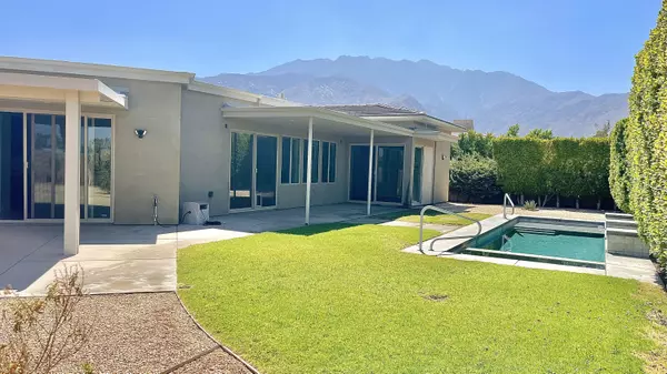 1702 Sienna CT, Palm Springs, CA 92262