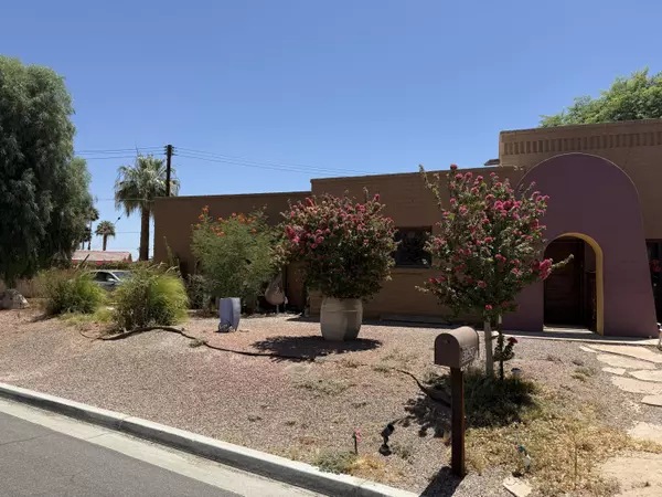 La Quinta, CA 92253,51520 Avenida Montezuma