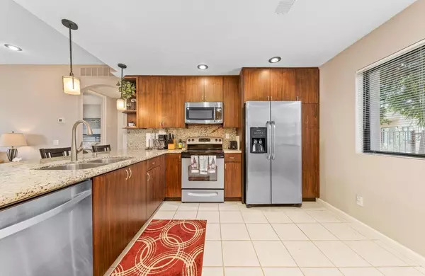 Cathedral City, CA 92234,28944 Desert Princess DR