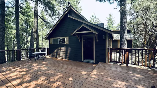 Idyllwild, CA 92549,52955 Fern Land DR