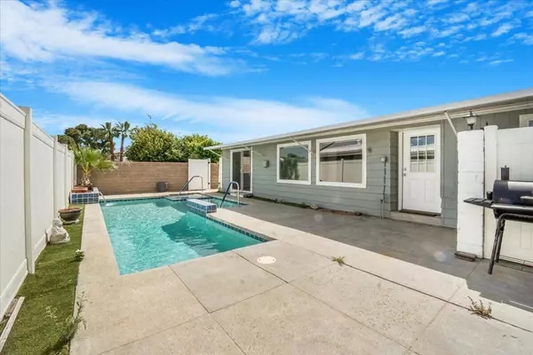 Palm Desert, CA 92260,73335 Haystack Mountain DR