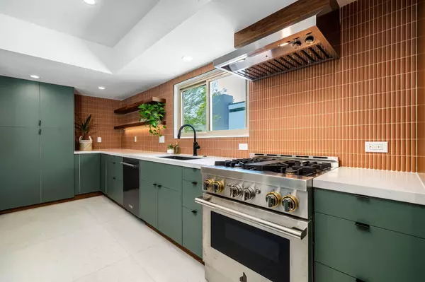 Palm Desert, CA 92260,48335 Alan CIR