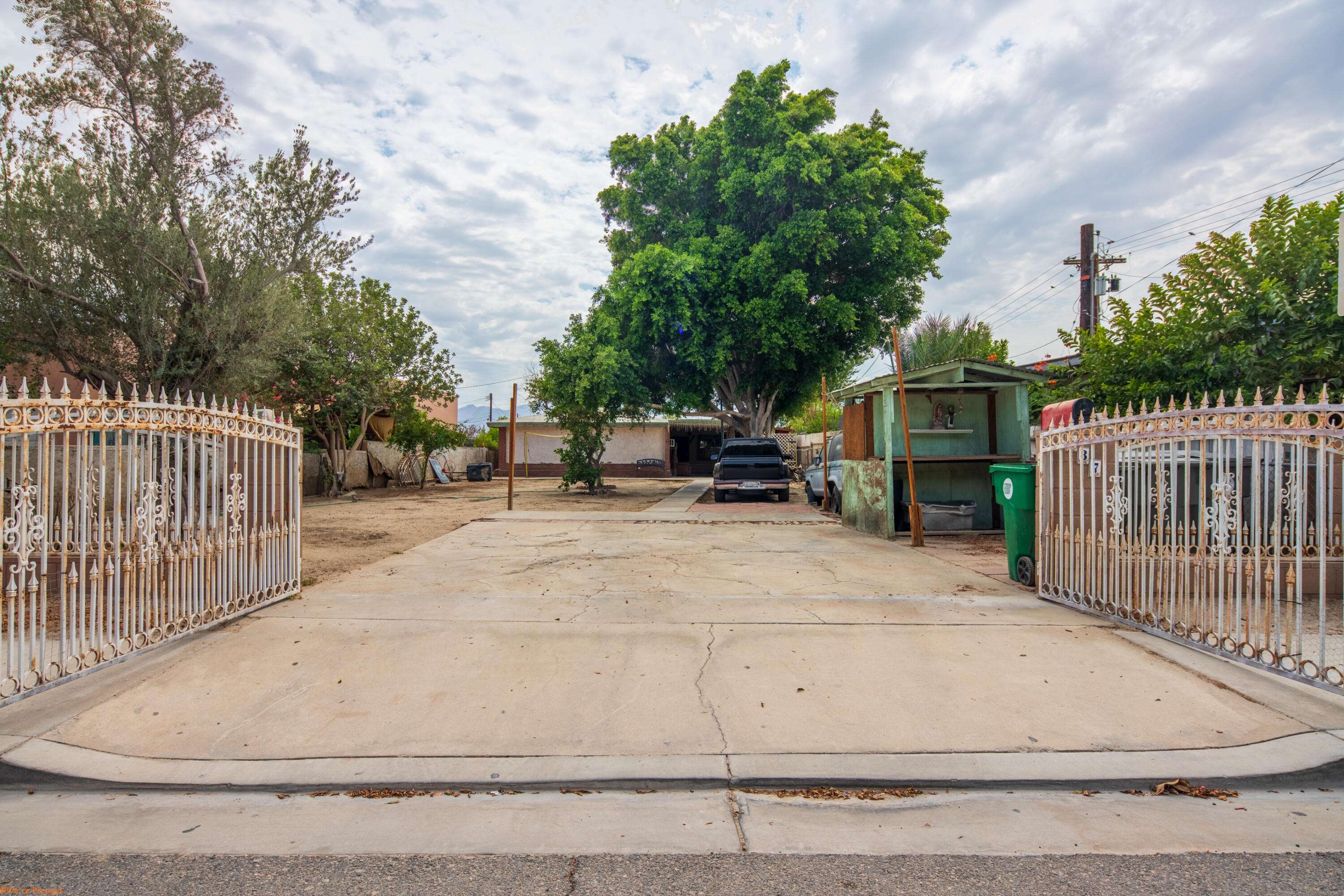 Coachella, CA 92236,437 Vine AVE