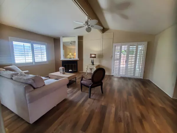 Palm Desert, CA 92260,74647 Azurite CIR