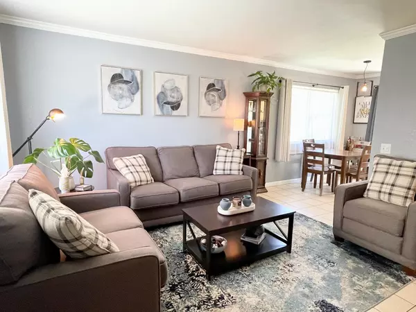 Palm Springs, CA 92262,450 Bradshaw LN #36