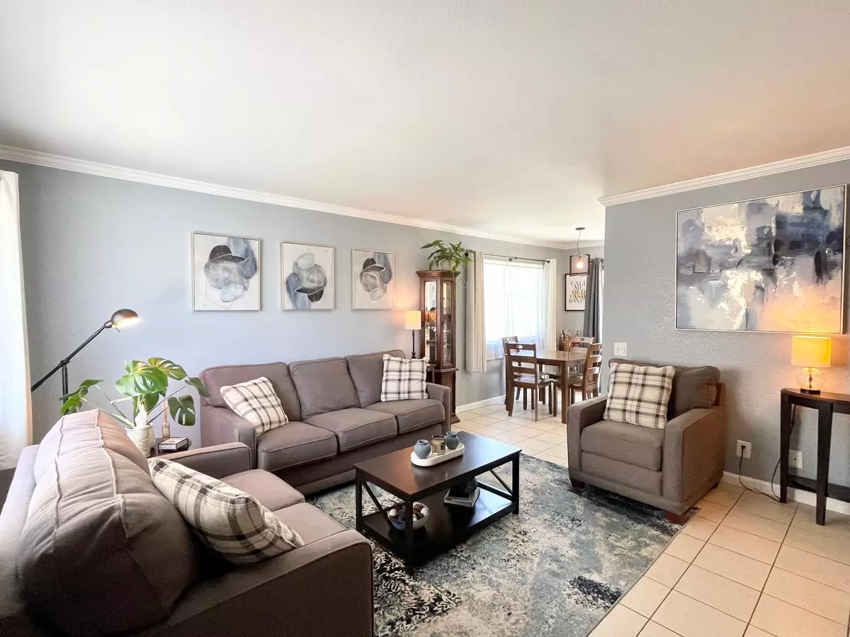 Palm Springs, CA 92262,450 Bradshaw LN #36