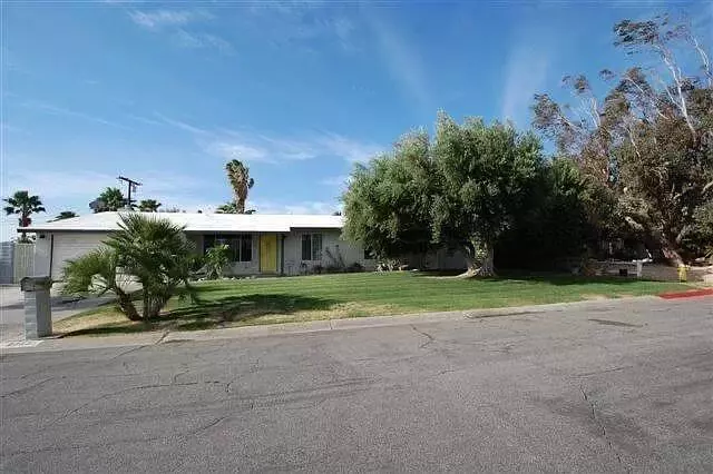 2353 E Powell RD, Palm Springs, CA 92262