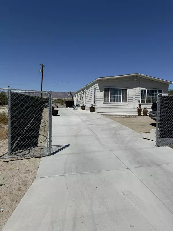 Mecca, CA 92254,72466 Club View DR