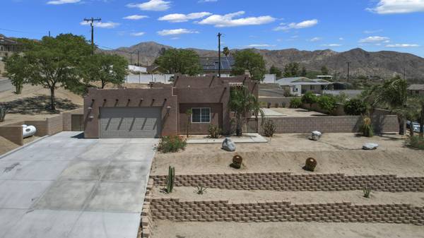 49110 Vista DR, Morongo Valley, CA 92256