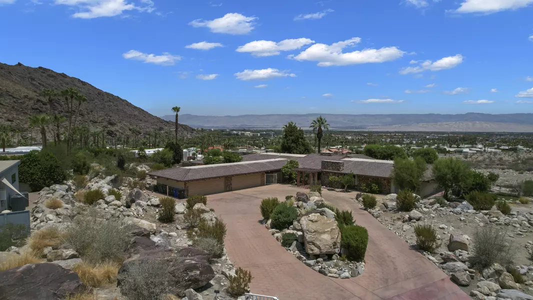 770 S La Mirada RD, Palm Springs, CA 92264