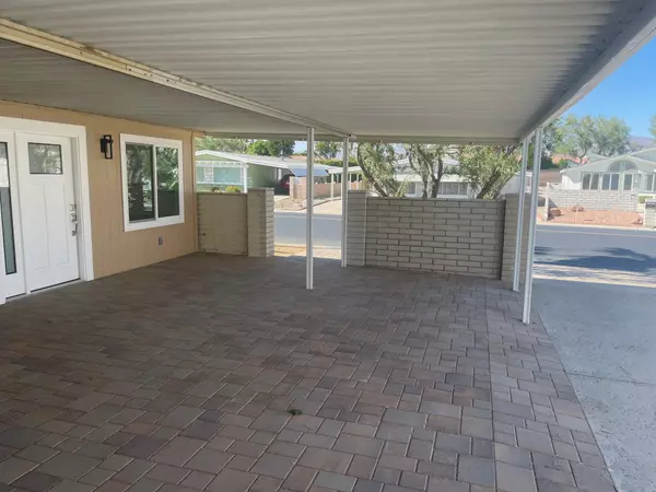 Palm Desert, CA 92260,73719 Palm Desert Greens N DR