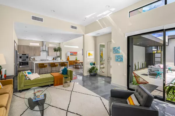 Palm Springs, CA 92262,157 Blue Moon DR