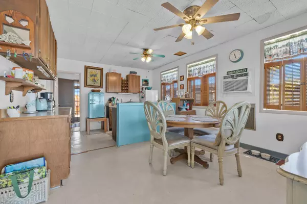 Bombay Beach, CA 92257,2180 3rd ST