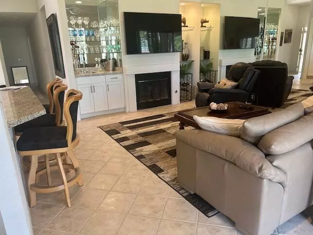 55090 Shoal CRK, La Quinta, CA 92253