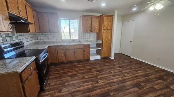 Thermal, CA 92274,1288 Black Sea AVE