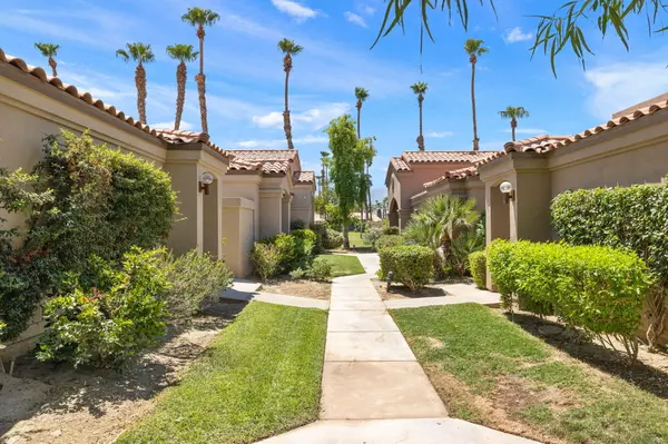 Palm Desert, CA 92211,38915 Wisteria DR