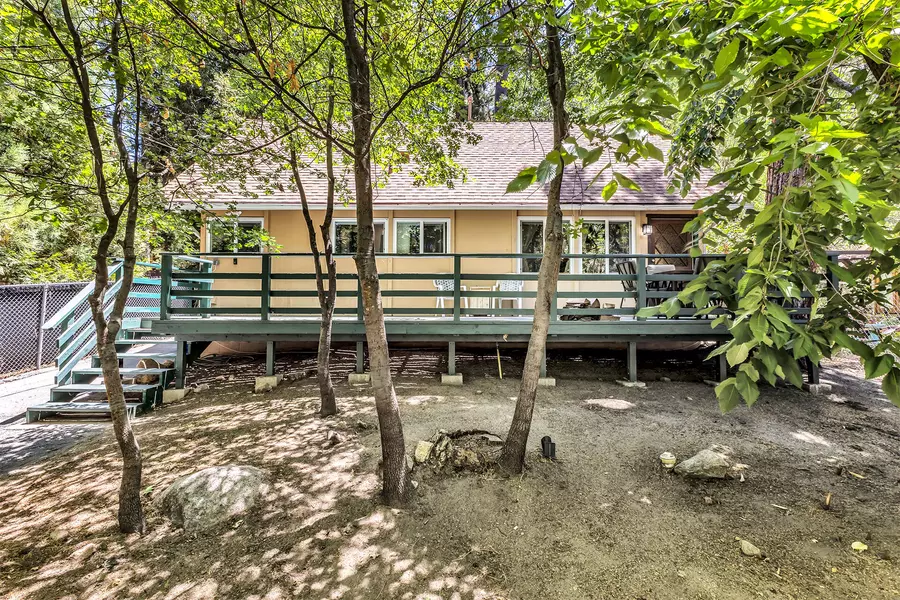 54915 S Circle DR, Idyllwild, CA 92549