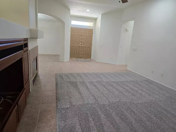 La Quinta, CA 92253,45705 Coldbrook LN