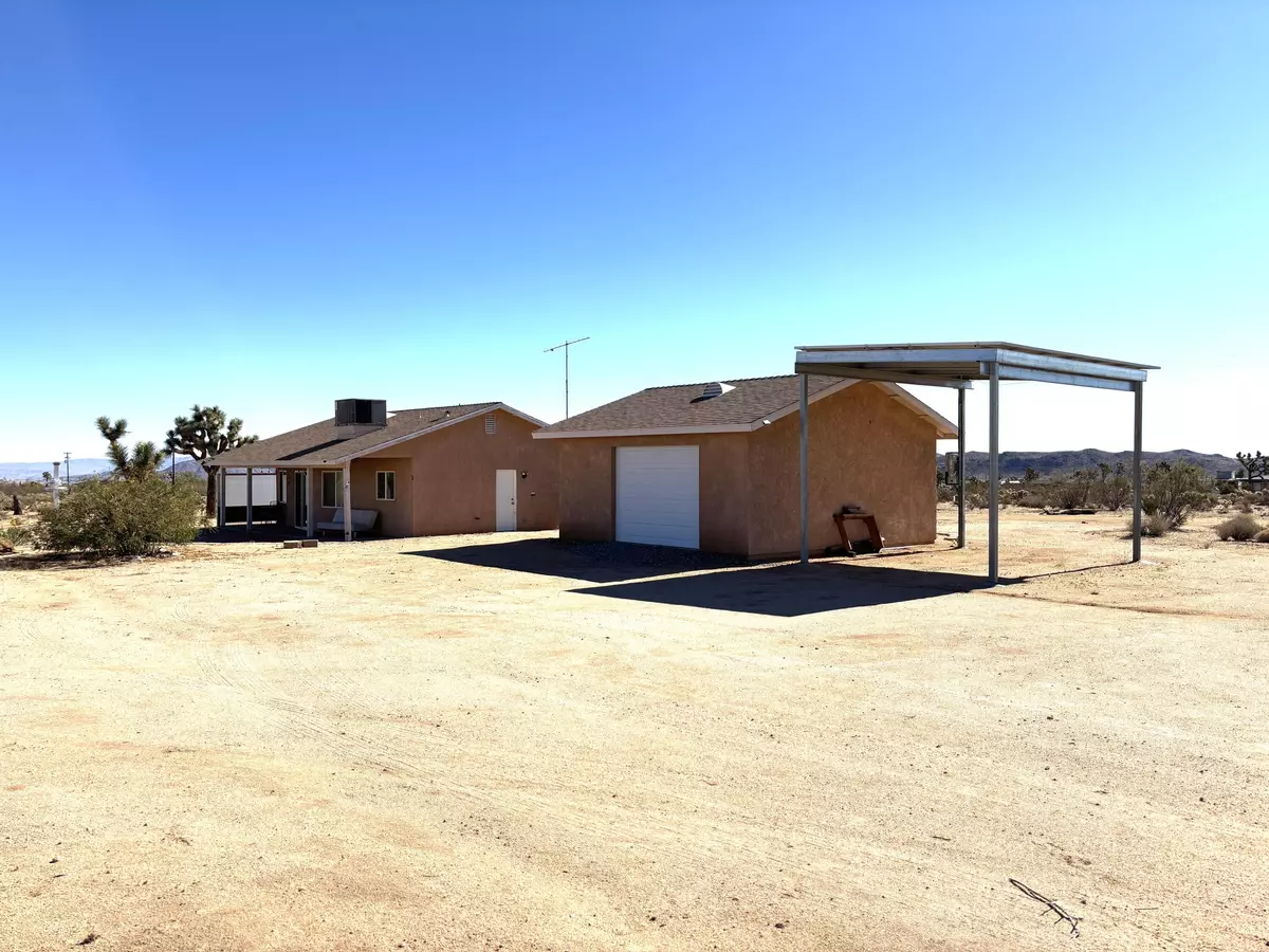 Yucca Valley, CA 92284,1698 Hilton AVE
