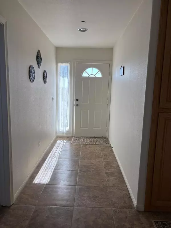 Yucca Valley, CA 92284,1698 Hilton AVE