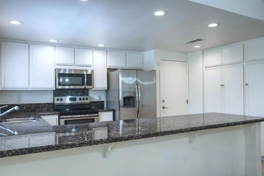 43902 Via Palma, Palm Desert, CA 92211