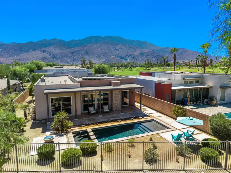 730 Equinox WAY, Palm Springs, CA 92262