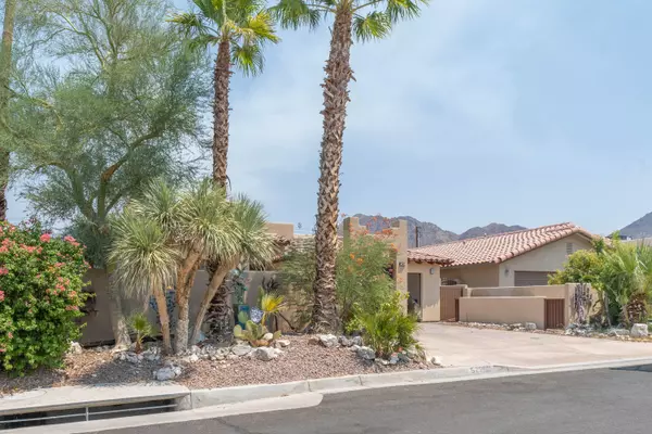 La Quinta, CA 92253,52280 Avenida Herrera