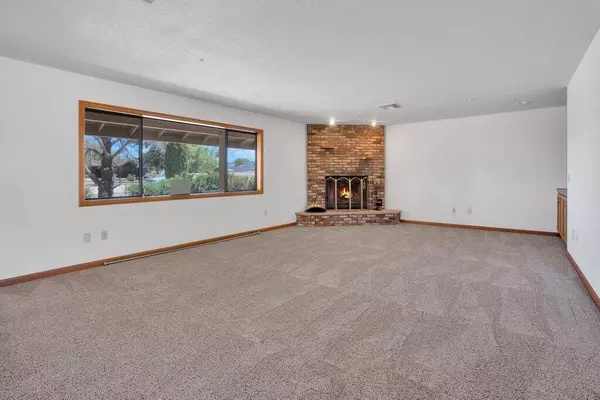 Yucca Valley, CA 92284,8668 Frontera AVE