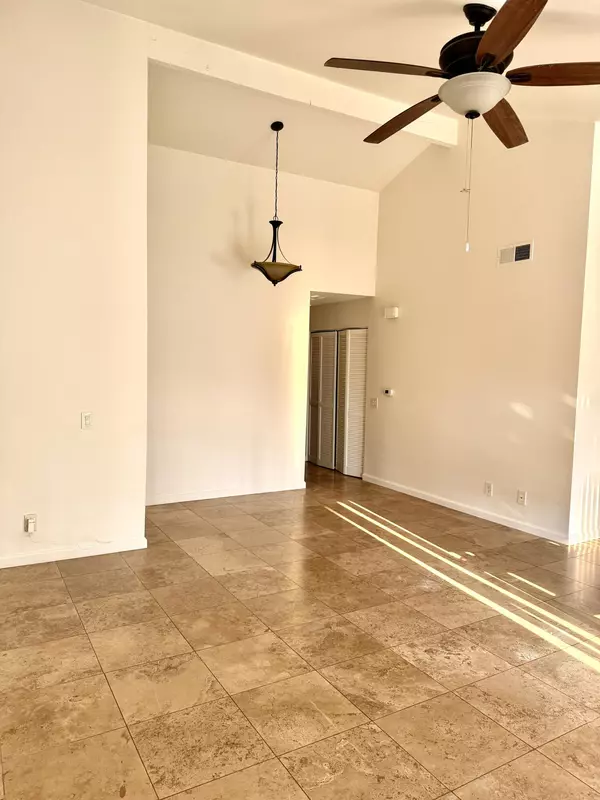 Indio, CA 92201,49083 Barrymore ST