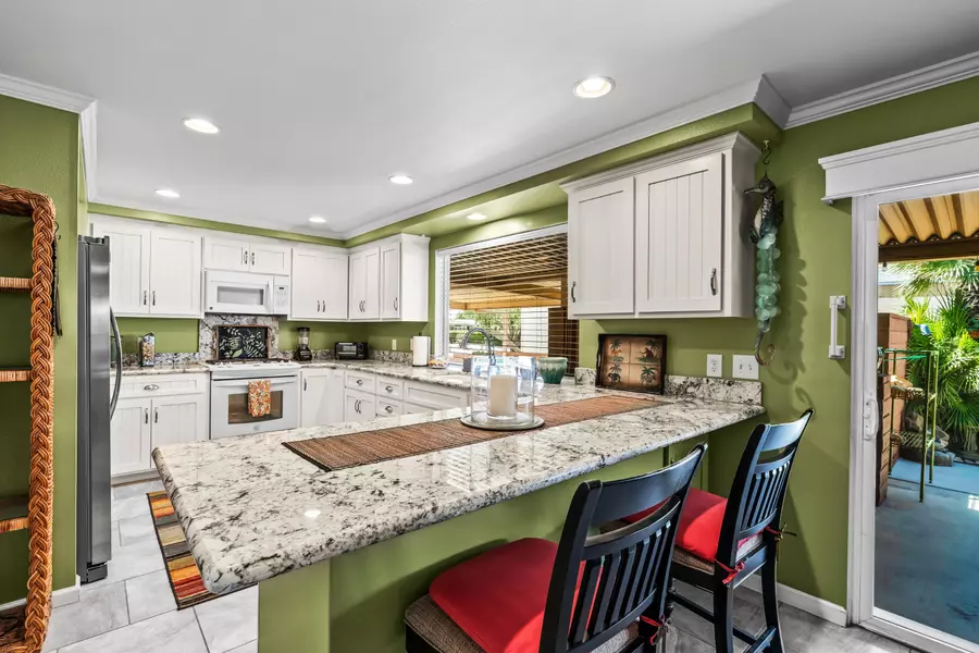 39231 Hidden Water PL, Palm Desert, CA 92260