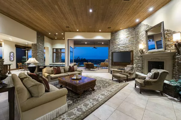 Rancho Mirage, CA 92270,9 Nebulae WAY