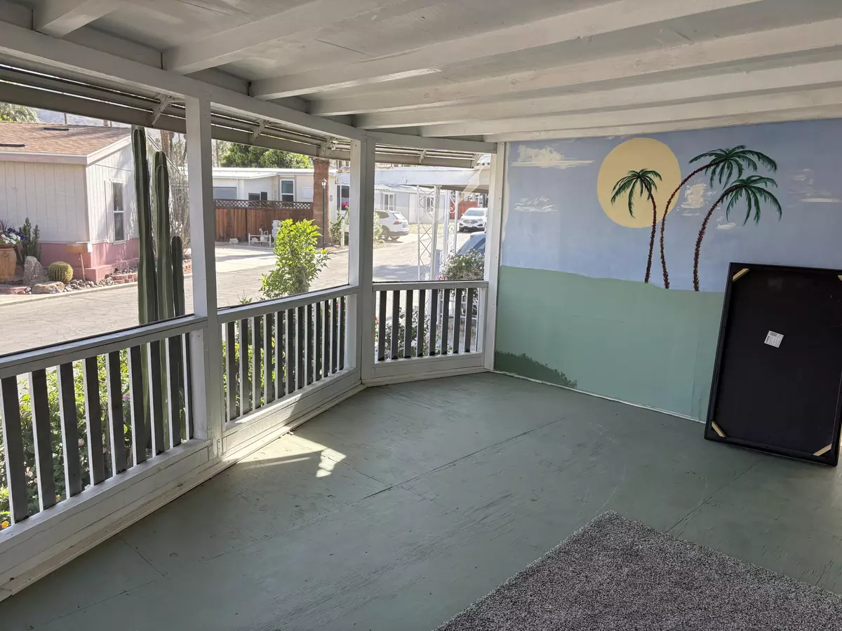 Rancho Mirage, CA 92270,70260 Hwy 111 #55