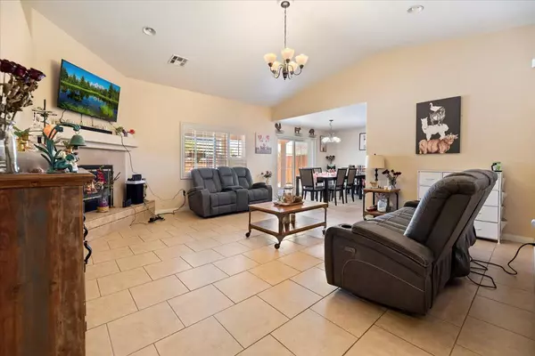 Yucca Valley, CA 92284,7562 Inca TRL