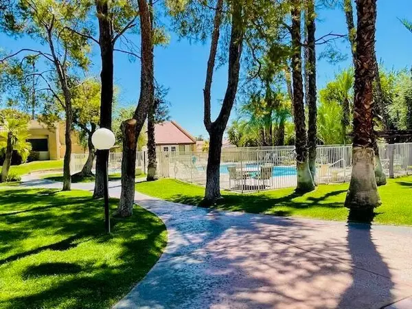 Cathedral City, CA 92234,32200 Cathedral Canyon Drive DR #44